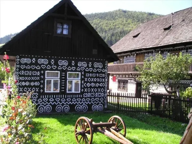 Beckov + Čičmany + Rajecká Lesná (nativity) + Rajecké Teplice spa — 4