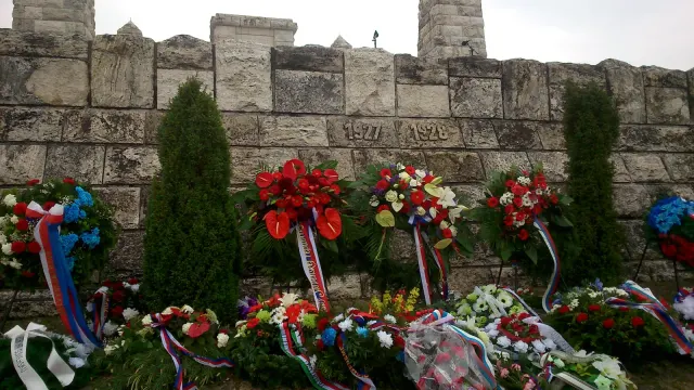 Bradlo – General-M.-R.-Štefánik-Denkmal — 5