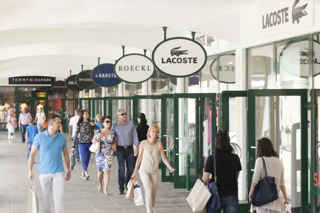 Outlet Parndorf – nákupy (Rakúsko) — 2