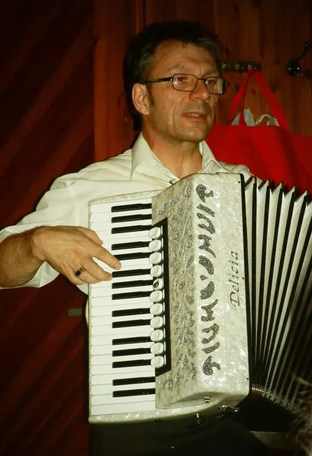 Večer vo vinárni s hudbou + Tokajské víno — 2