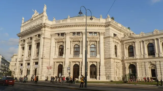 Wien – Hauptstadt von Österreich — 11